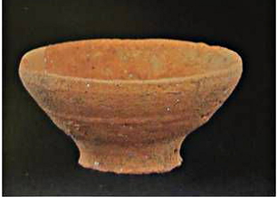 Figure 7 : conical cup with traces of beer - Chania (Creete)